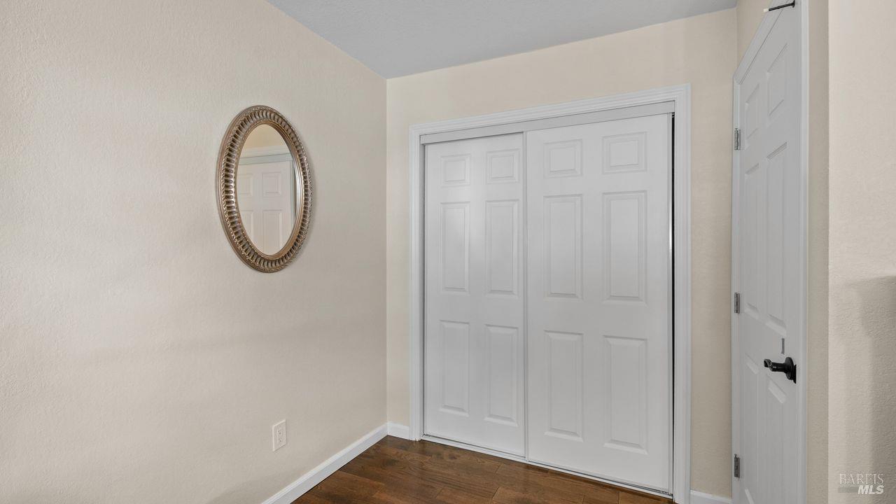 Detail Gallery Image 32 of 42 For 170 Wild Horse Valley Dr, Novato,  CA 94947 - 5 Beds | 2/1 Baths