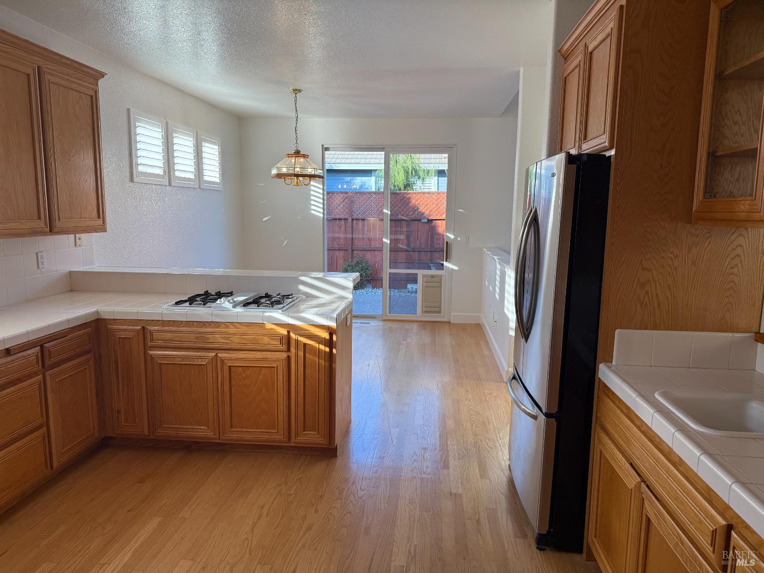 Detail Gallery Image 19 of 38 For 316 Acadia Dr, Petaluma,  CA 94954 - 4 Beds | 2/1 Baths