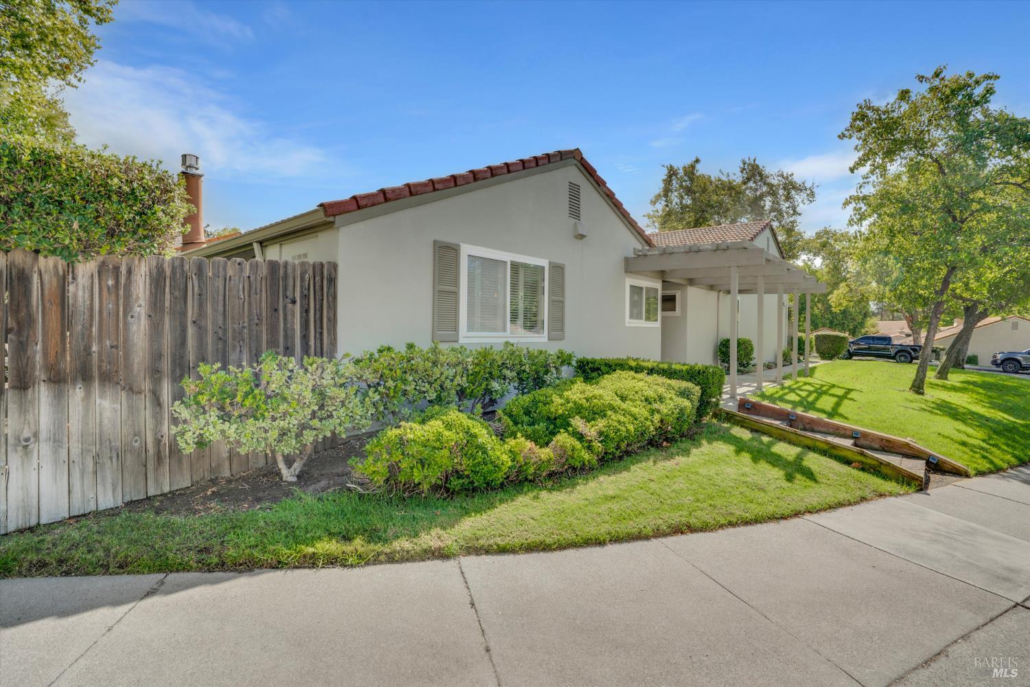 Detail Gallery Image 4 of 38 For 500 Tampico Unkn, Walnut Creek,  CA 94598 - 2 Beds | 2 Baths