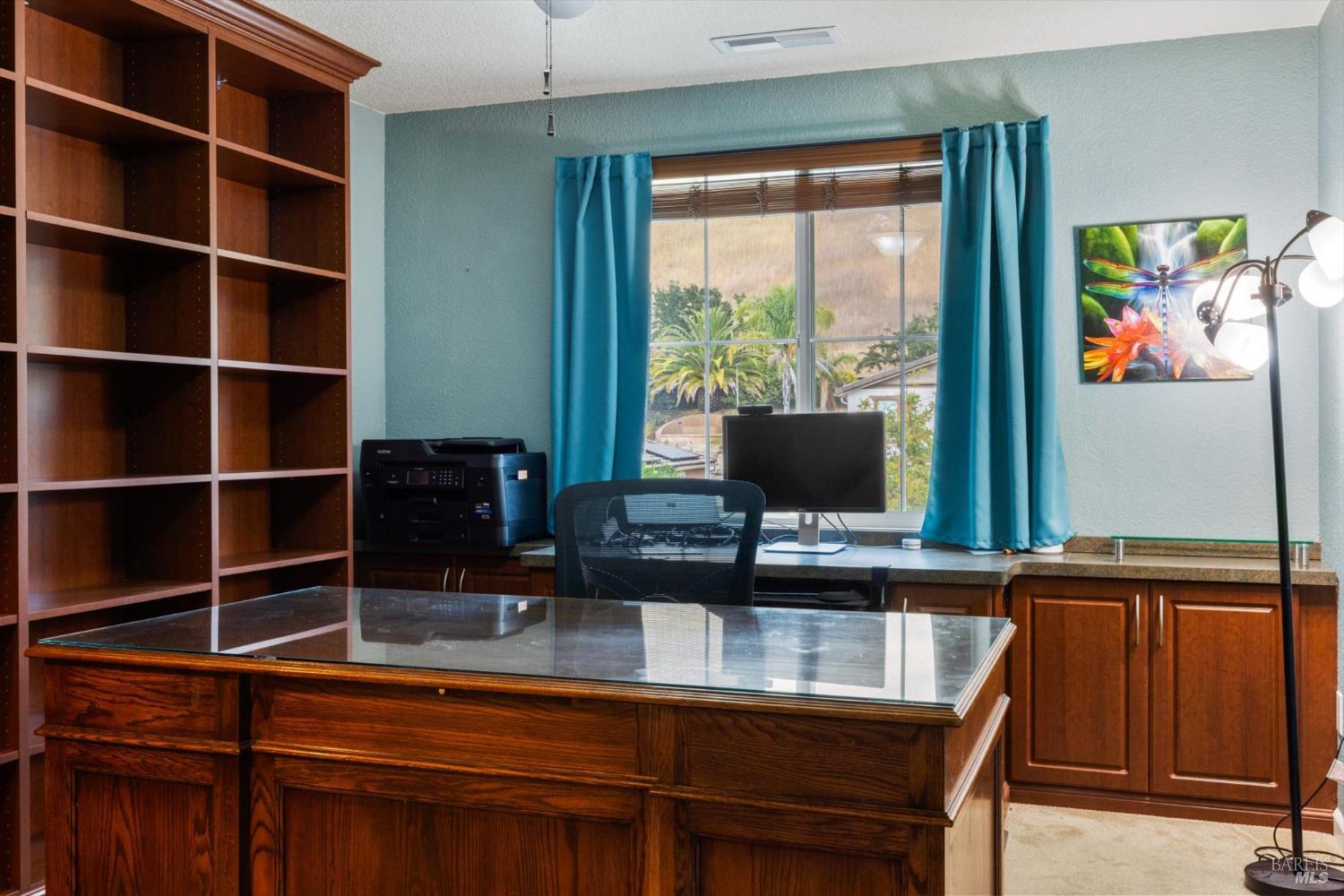 Detail Gallery Image 19 of 43 For 1391 Couples Cir, Fairfield,  CA 94533 - 5 Beds | 3 Baths