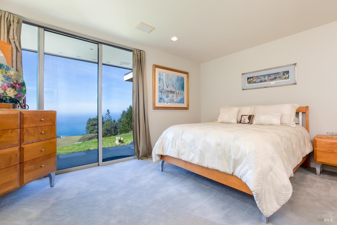 Detail Gallery Image 13 of 49 For 43850 Buckhorn Cove Rd, Little River_1,  CA 95456 - 3 Beds | 4/1 Baths