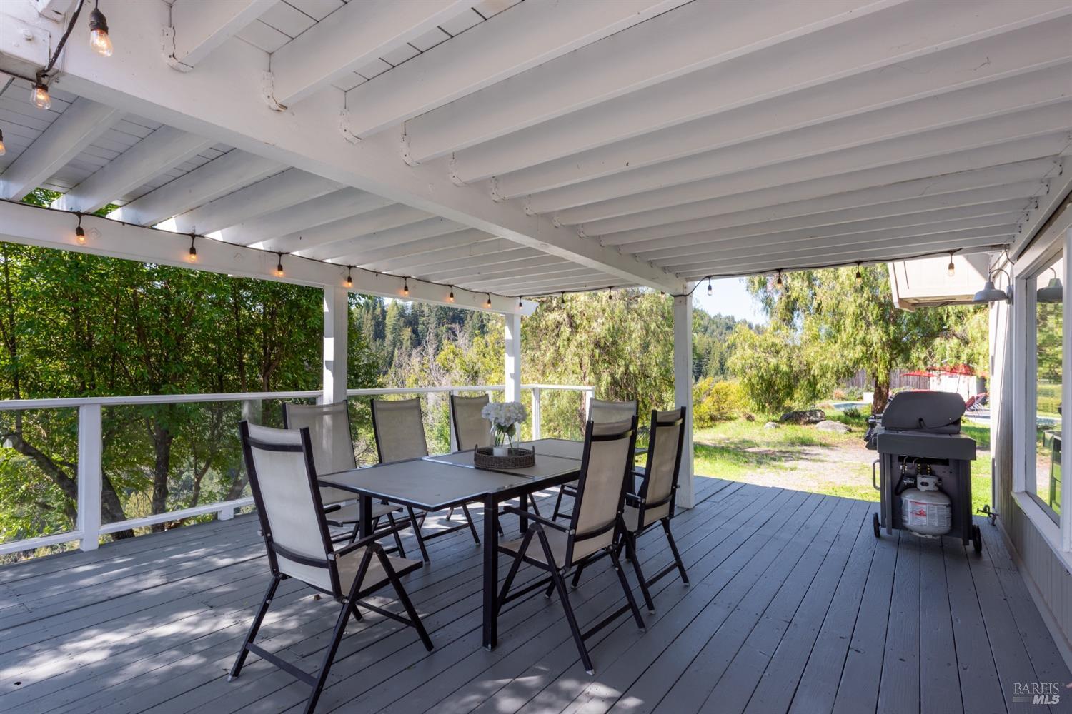Detail Gallery Image 16 of 64 For 5750 Chemise Rd, Healdsburg,  CA 95448 - – Beds | – Baths