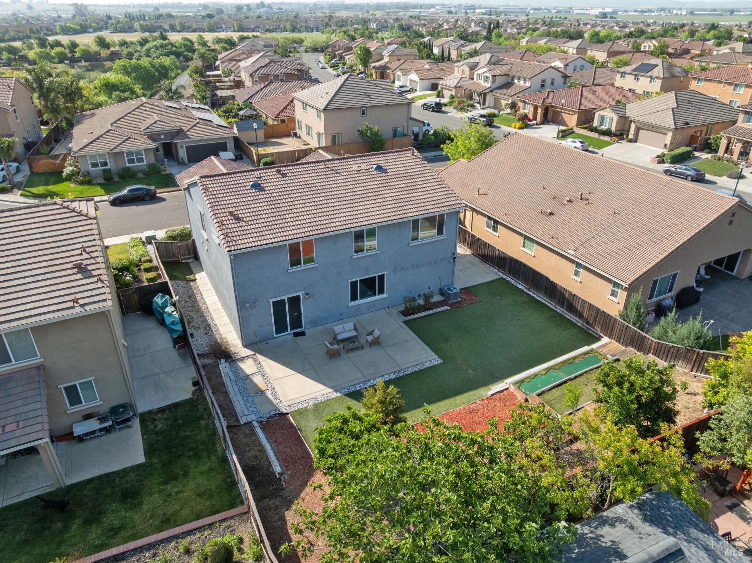 Detail Gallery Image 53 of 57 For 2326 Ray Venning Ct, Fairfield,  CA 94533 - 4 Beds | 3/1 Baths