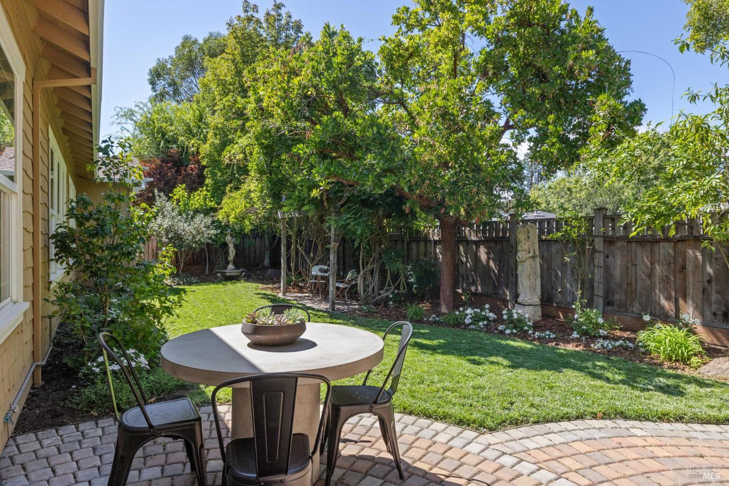 Detail Gallery Image 44 of 49 For 221 Spindle Ct, San Rafael,  CA 94903 - 4 Beds | 4 Baths