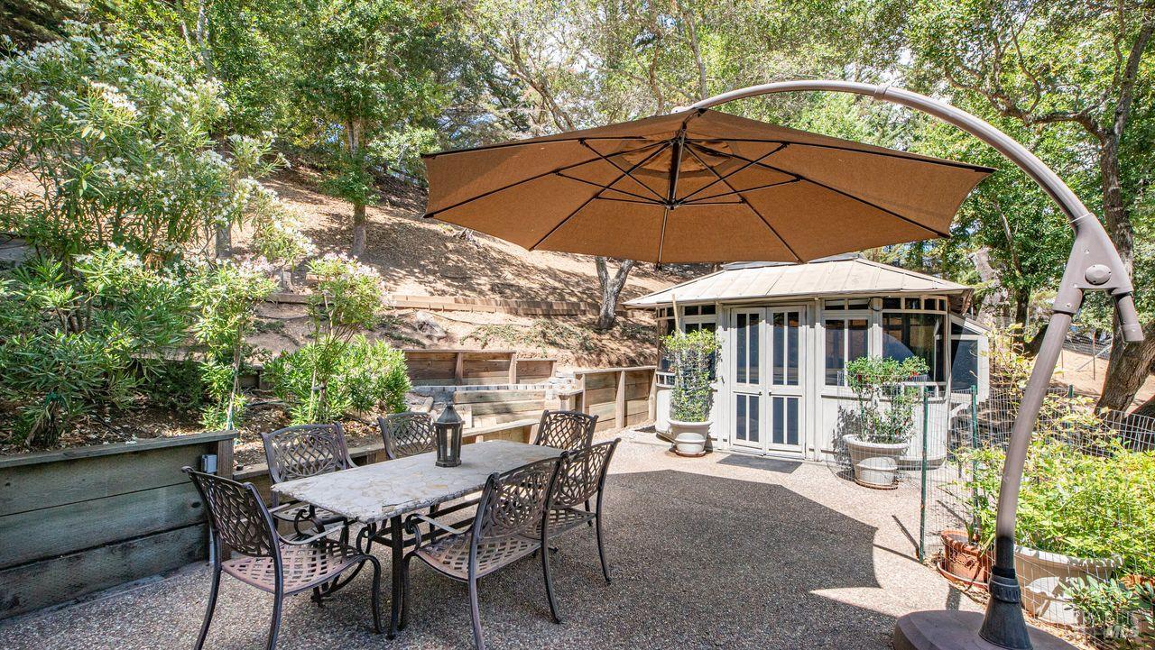 Detail Gallery Image 38 of 42 For 170 Wild Horse Valley Dr, Novato,  CA 94947 - 5 Beds | 2/1 Baths
