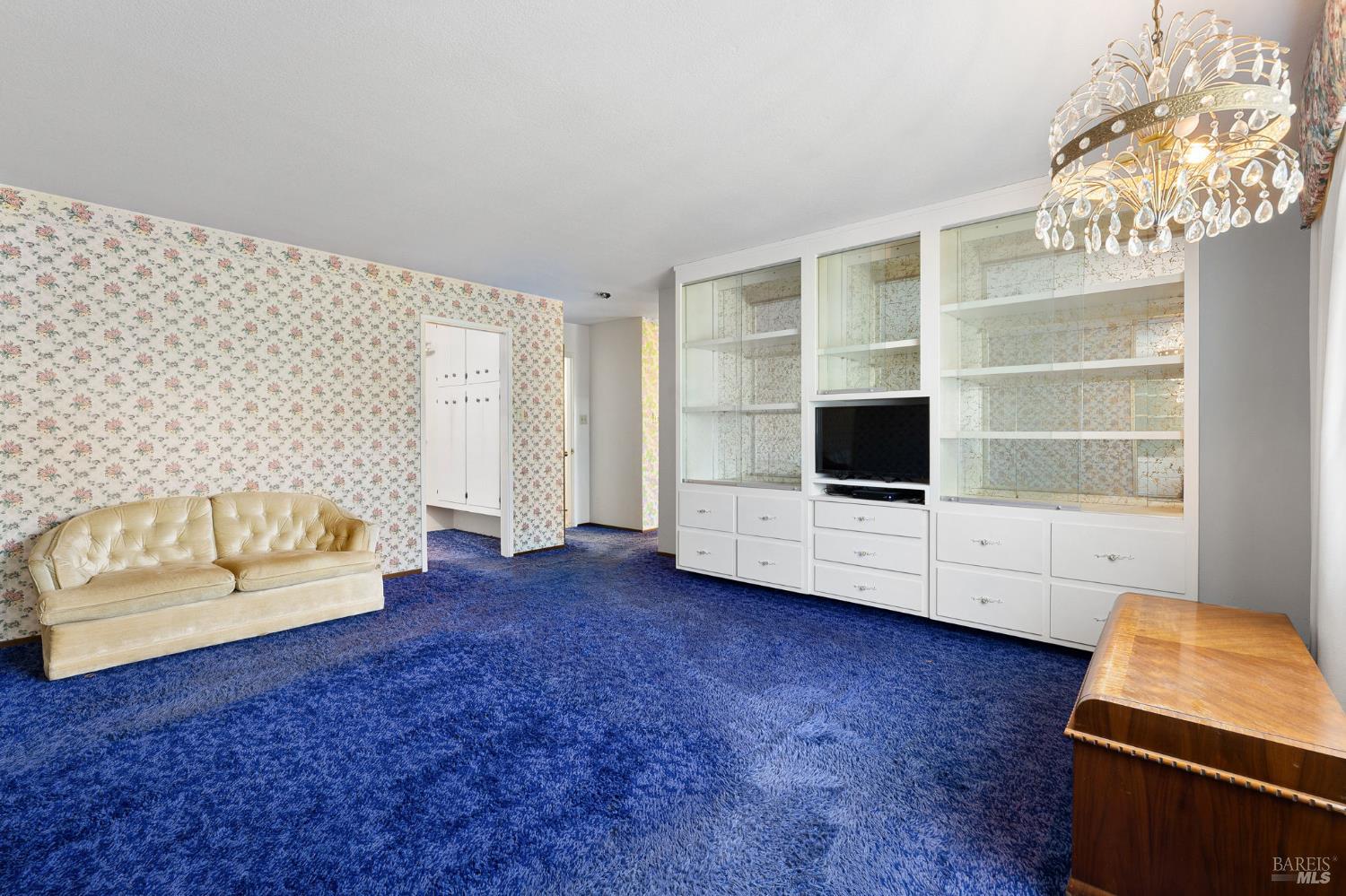 Detail Gallery Image 39 of 64 For 1850 Cravea Ln, Fairfield,  CA 94534 - 5 Beds | 2/1 Baths