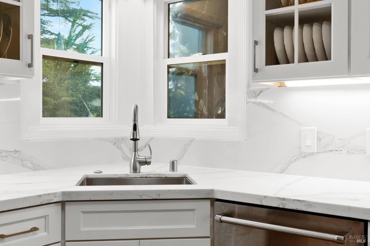 Detail Gallery Image 20 of 56 For 2010 Old Sonoma Rd, Napa,  CA 94559 - 3 Beds | 1/1 Baths