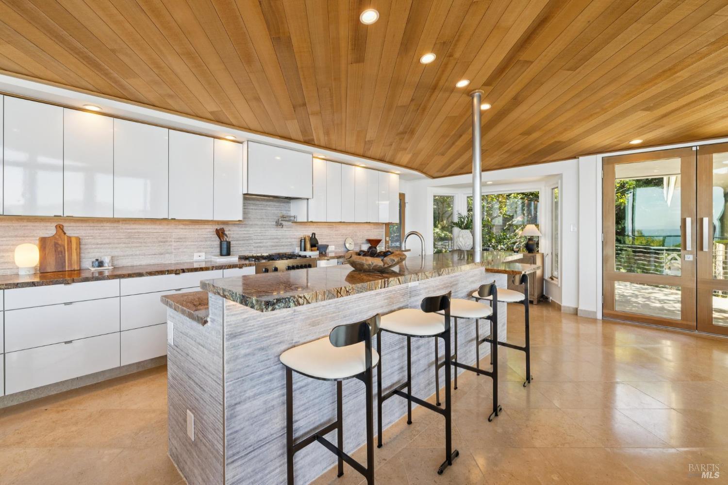 Detail Gallery Image 20 of 66 For 15 Prospect Ave, Sausalito,  CA 94965 - 3 Beds | 3/2 Baths