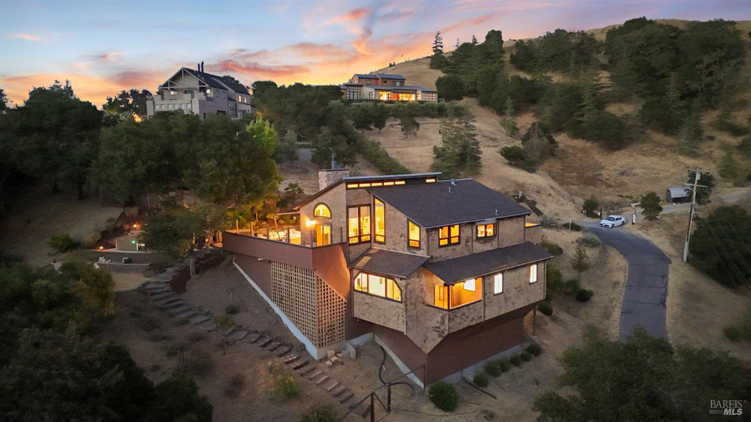 Detail Gallery Image 62 of 63 For 103 Holstein Rd, San Anselmo,  CA 94960 - 3 Beds | 2/1 Baths