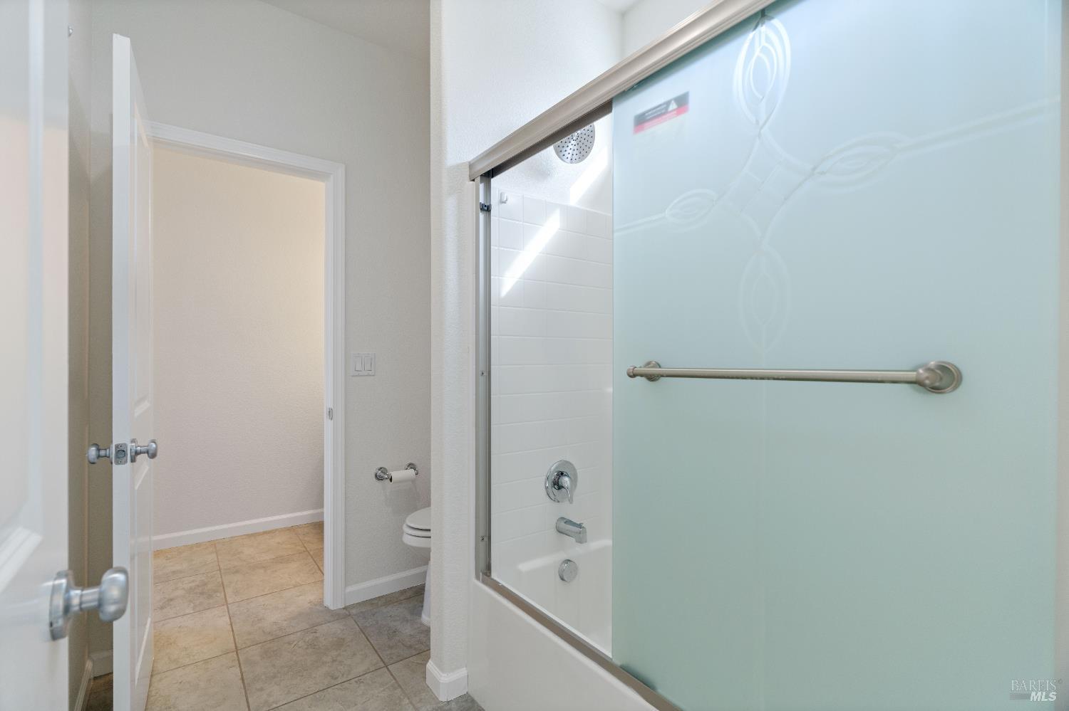Detail Gallery Image 27 of 57 For 2326 Ray Venning Ct, Fairfield,  CA 94533 - 4 Beds | 3/1 Baths