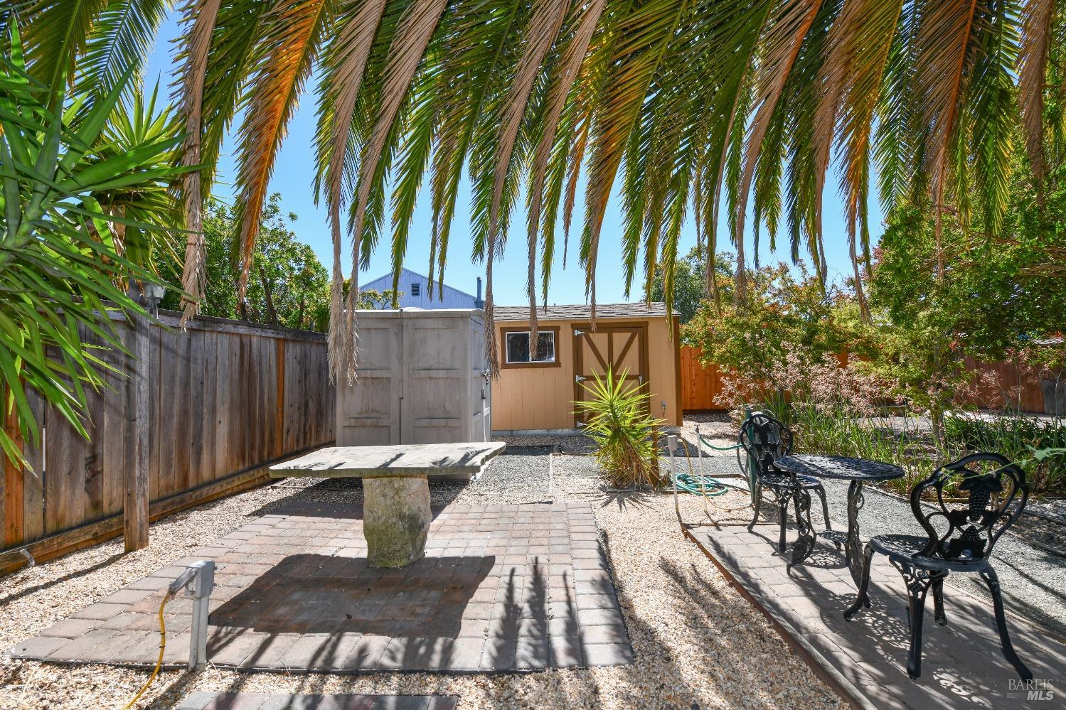 Detail Gallery Image 9 of 30 For 1215 Rutledge Ave, Santa Rosa,  CA 95404 - 4 Beds | 2 Baths