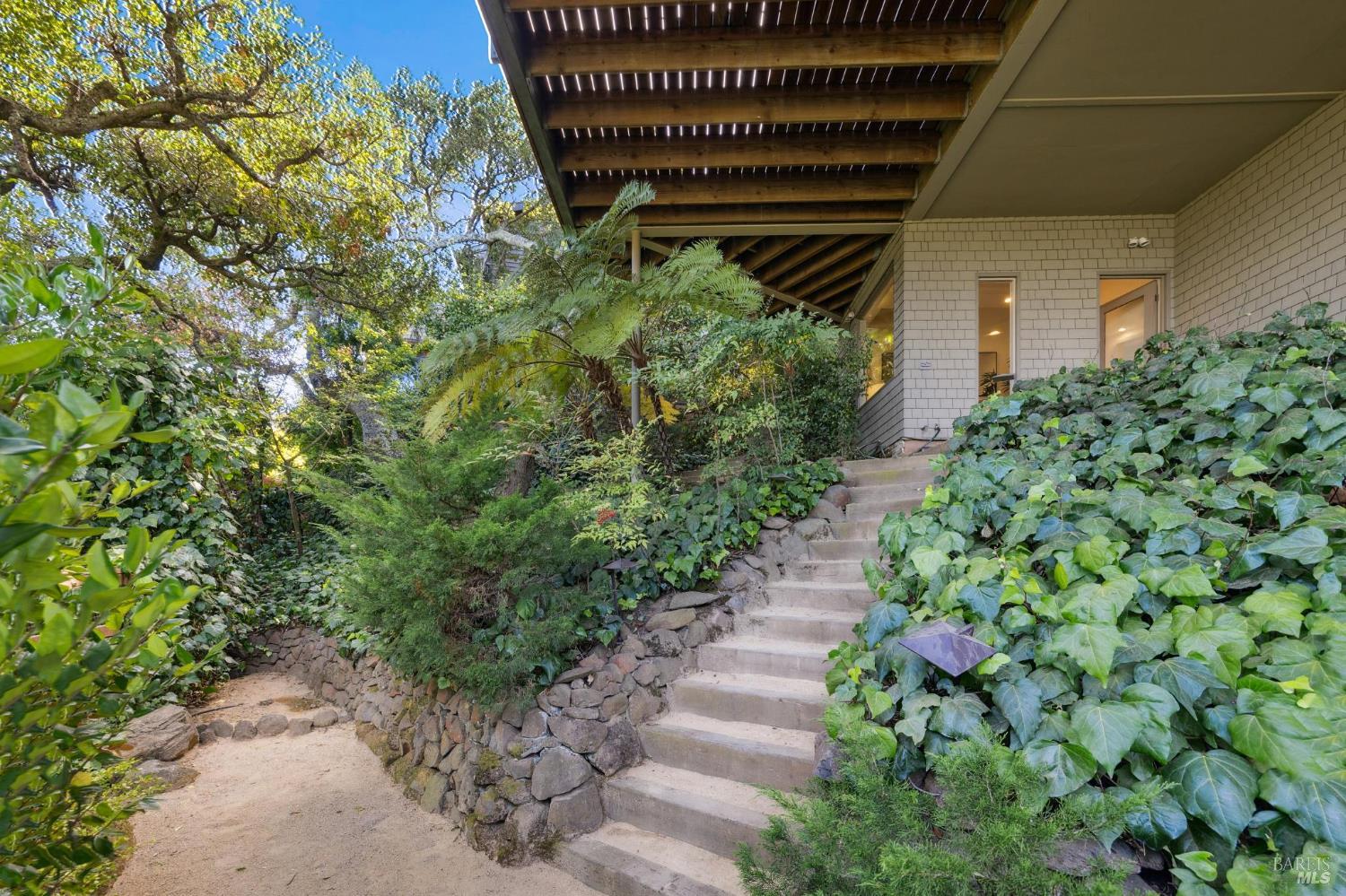 Detail Gallery Image 46 of 66 For 15 Prospect Ave, Sausalito,  CA 94965 - 3 Beds | 3/2 Baths