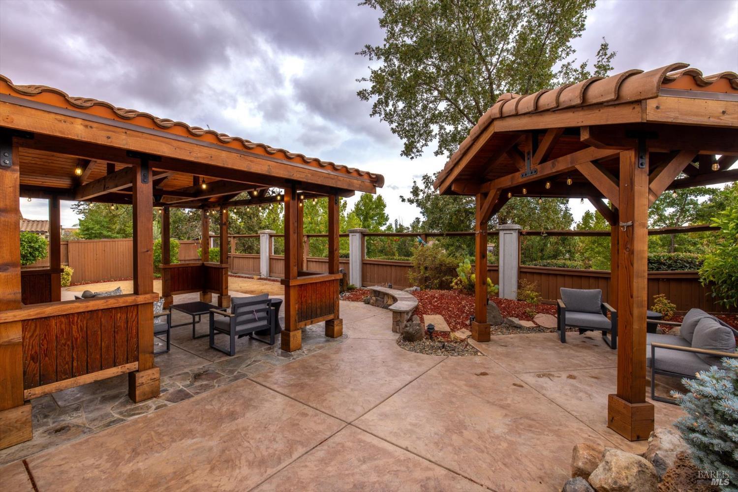 Detail Gallery Image 33 of 43 For 1391 Couples Cir, Fairfield,  CA 94533 - 5 Beds | 3 Baths