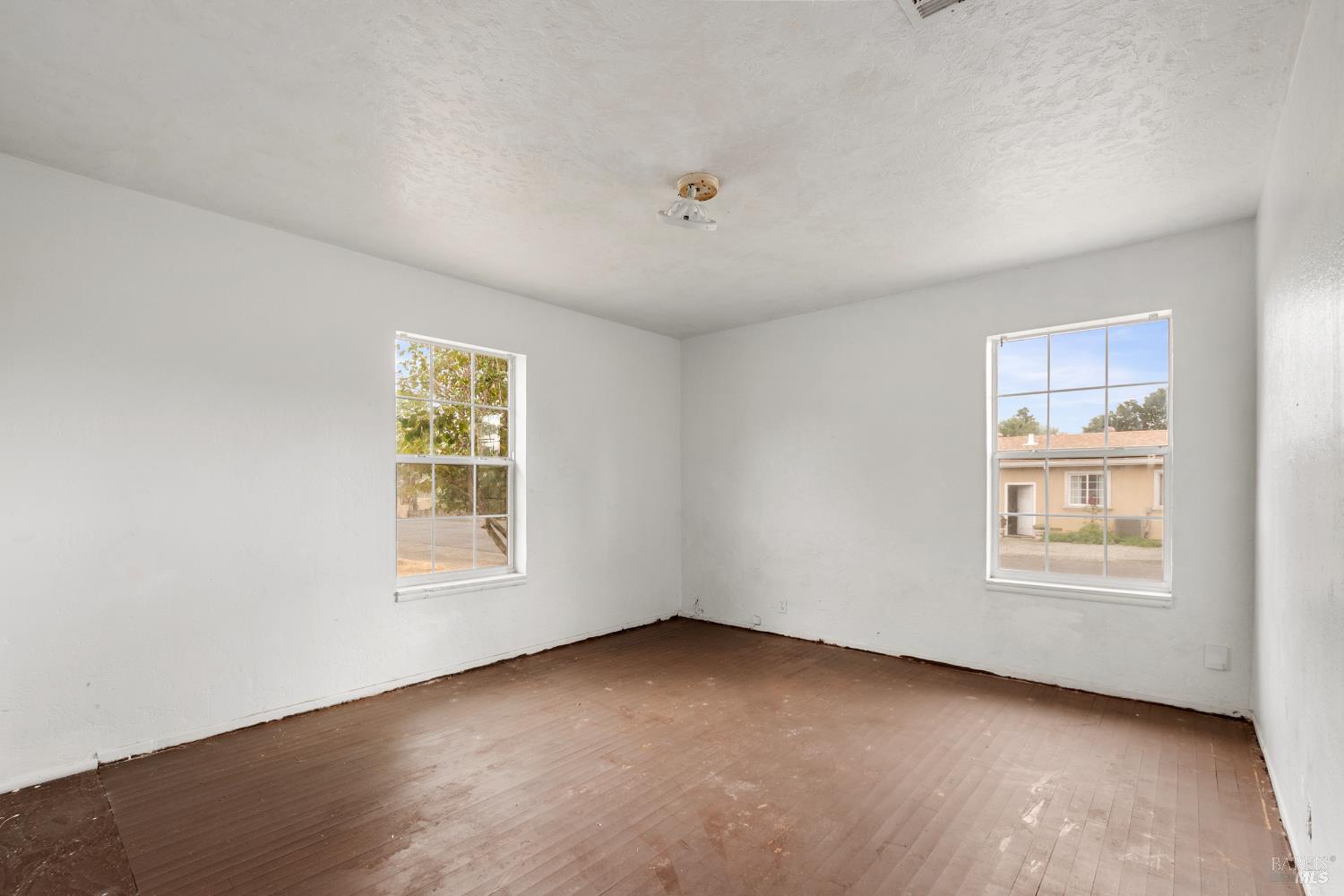 Detail Gallery Image 23 of 34 For 2640 Old Sonoma Rd, Napa,  CA 94558 - 2 Beds | 1 Baths