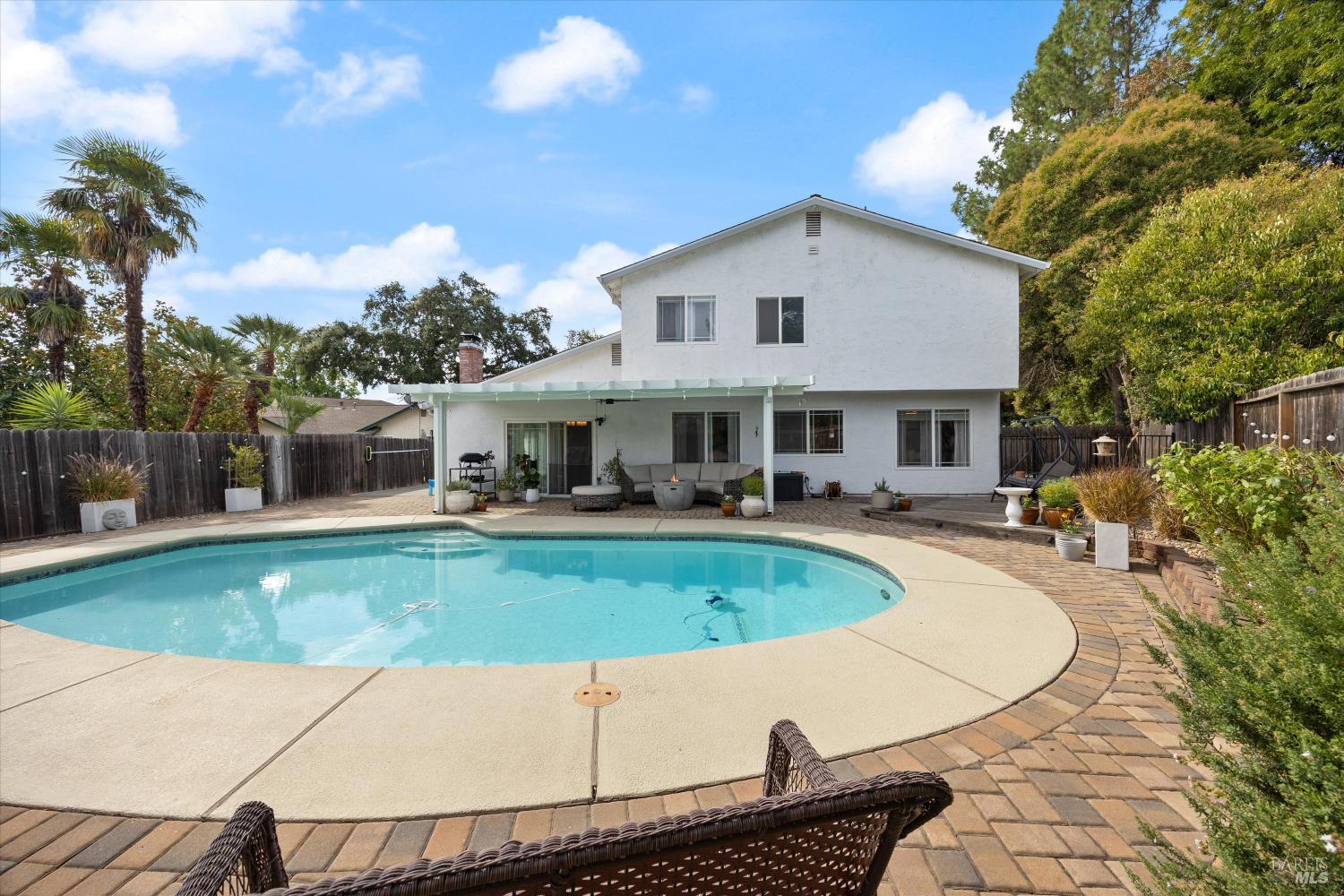 Detail Gallery Image 30 of 46 For 136 Suisun Ct, Vacaville,  CA 95688 - 4 Beds | 3 Baths