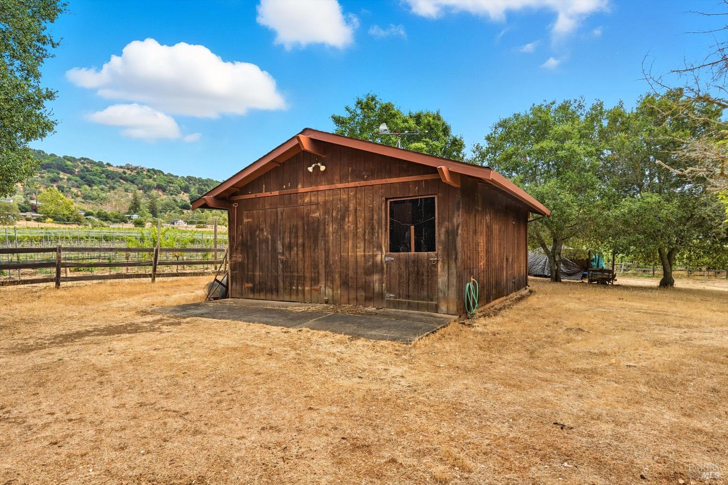 Detail Gallery Image 17 of 28 For 4295 E 3rd Ave, Napa,  CA 94558 - 3 Beds | 2 Baths