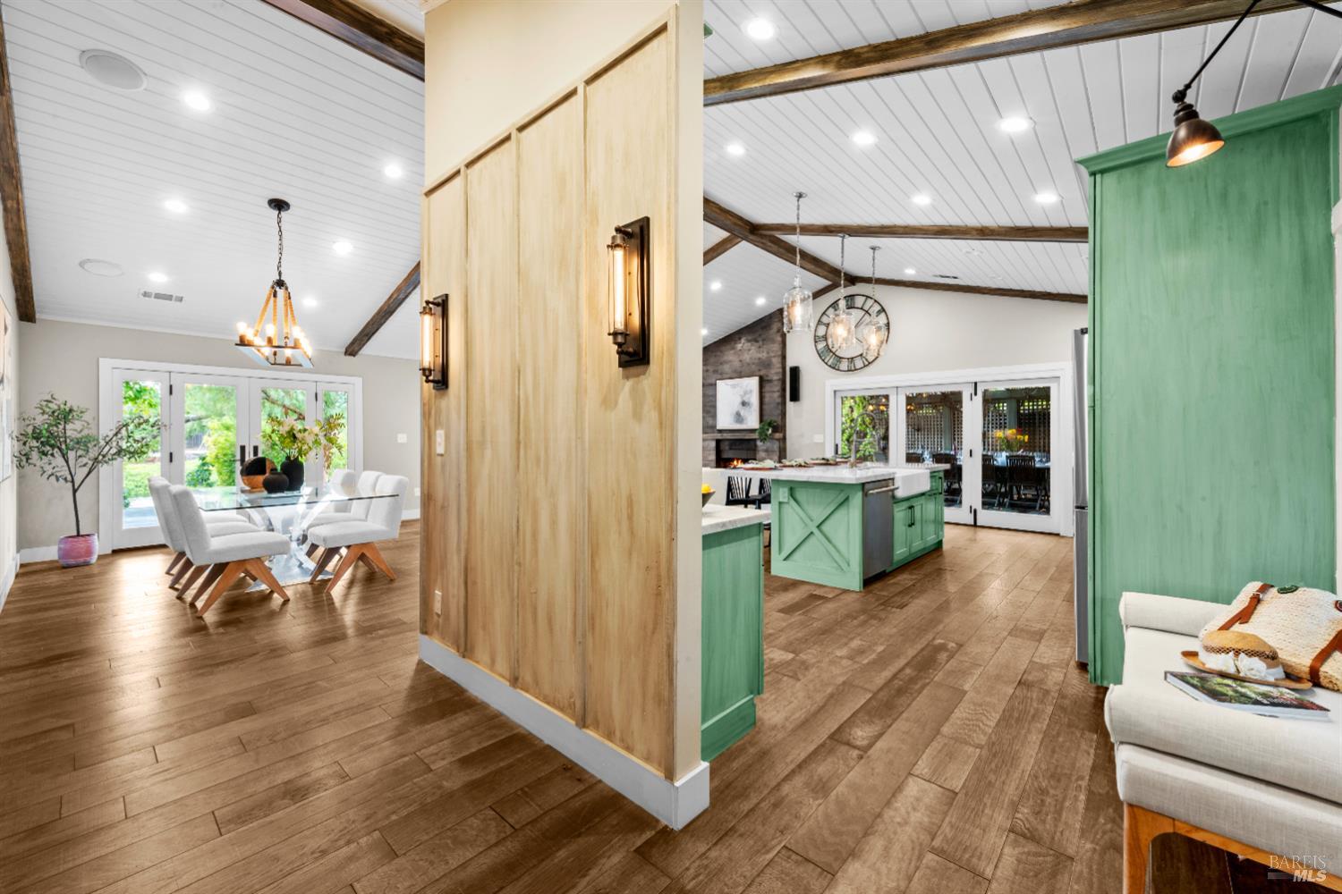 Detail Gallery Image 14 of 99 For 773 Magellan Way, Napa,  CA 94559 - 4 Beds | 3 Baths