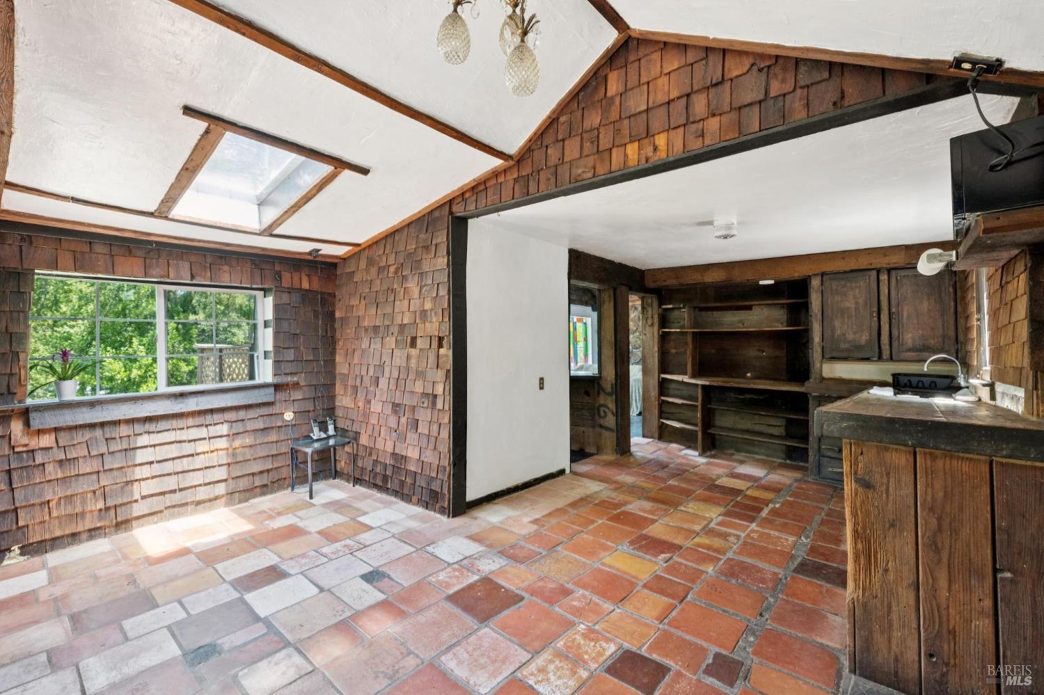 Detail Gallery Image 23 of 69 For 381 Forrest Ave, Fairfax,  CA 94930 - 2 Beds | 1/1 Baths