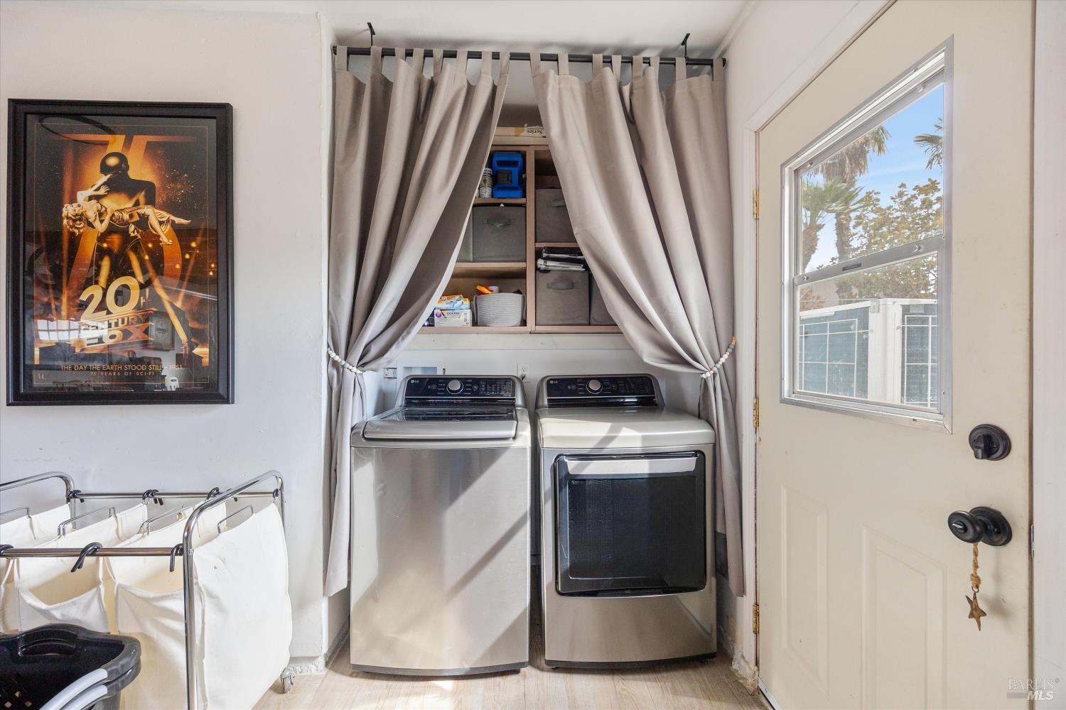 Detail Gallery Image 19 of 46 For 136 Suisun Ct, Vacaville,  CA 95688 - 4 Beds | 3 Baths