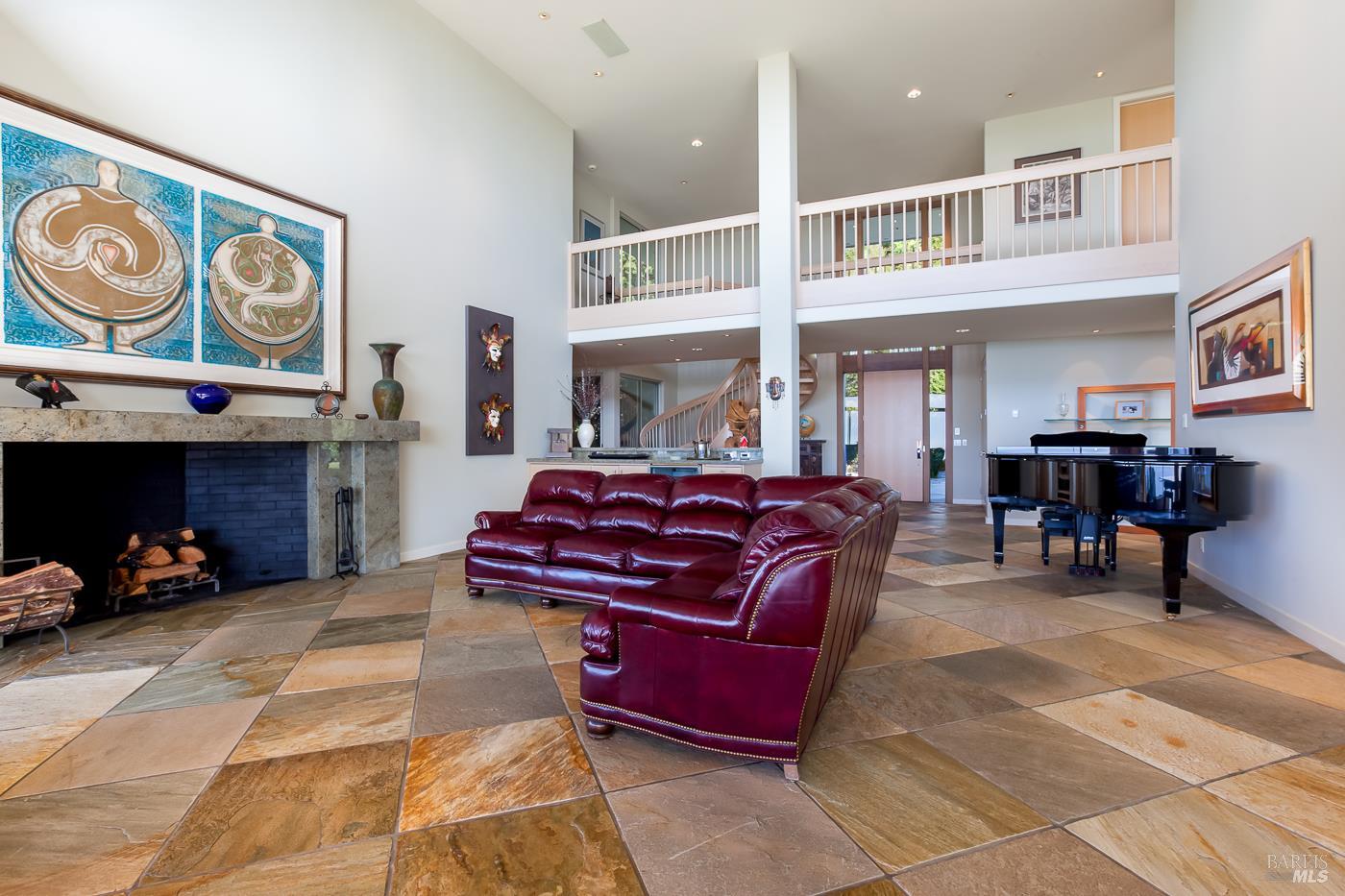 Detail Gallery Image 4 of 49 For 43850 Buckhorn Cove Rd, Little River_1,  CA 95456 - 3 Beds | 4/1 Baths