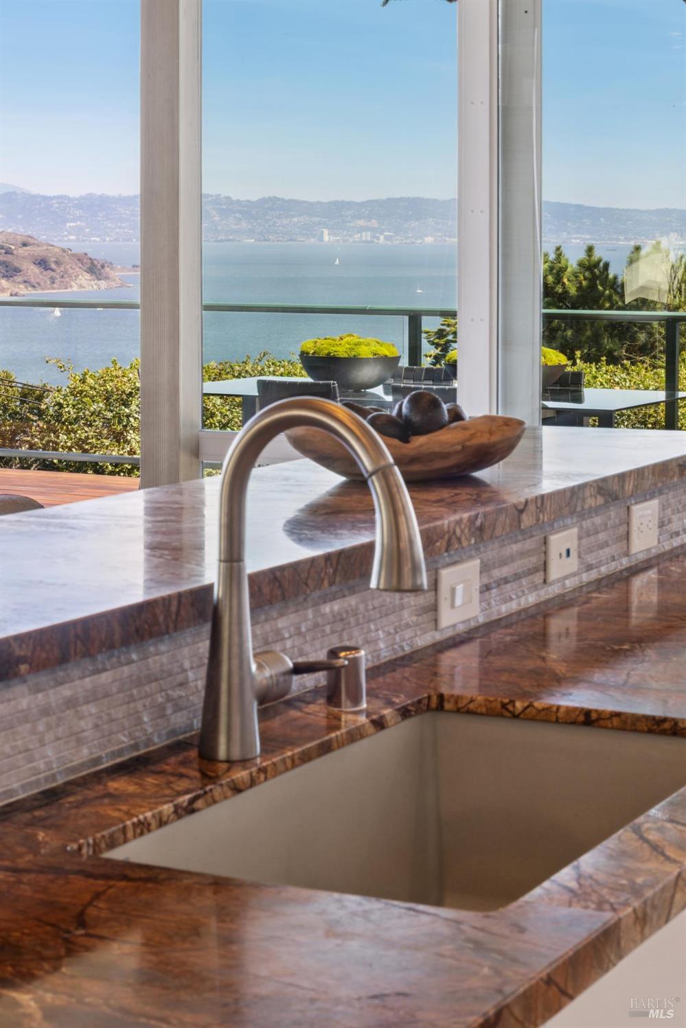 Detail Gallery Image 23 of 66 For 15 Prospect Ave, Sausalito,  CA 94965 - 3 Beds | 3/2 Baths