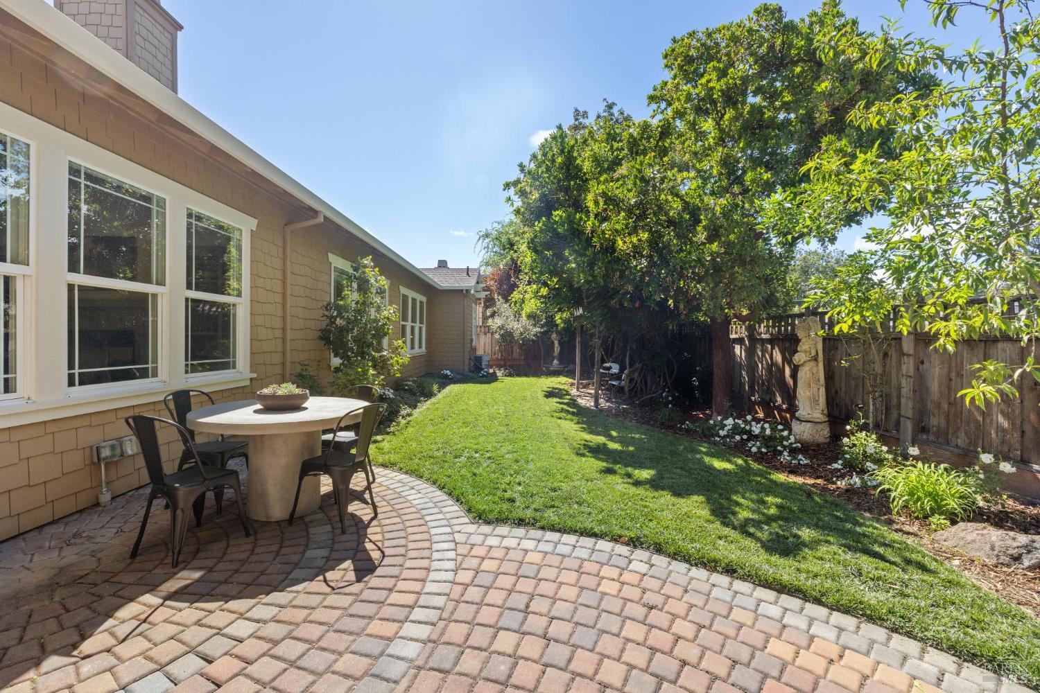 Detail Gallery Image 45 of 49 For 221 Spindle Ct, San Rafael,  CA 94903 - 4 Beds | 4 Baths