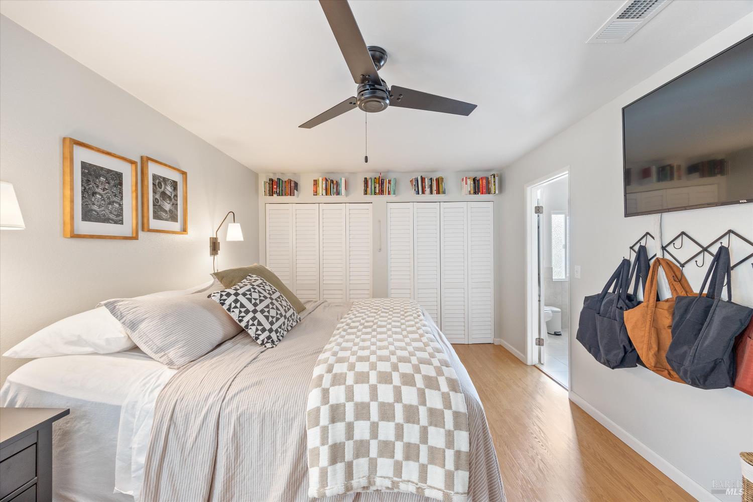 Detail Gallery Image 26 of 46 For 136 Suisun Ct, Vacaville,  CA 95688 - 4 Beds | 3 Baths