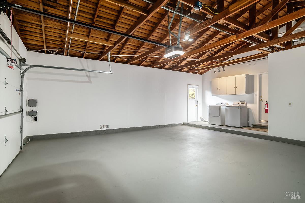 Detail Gallery Image 35 of 50 For 121 San Marino Dr, San Rafael,  CA 94901 - 3 Beds | 2 Baths