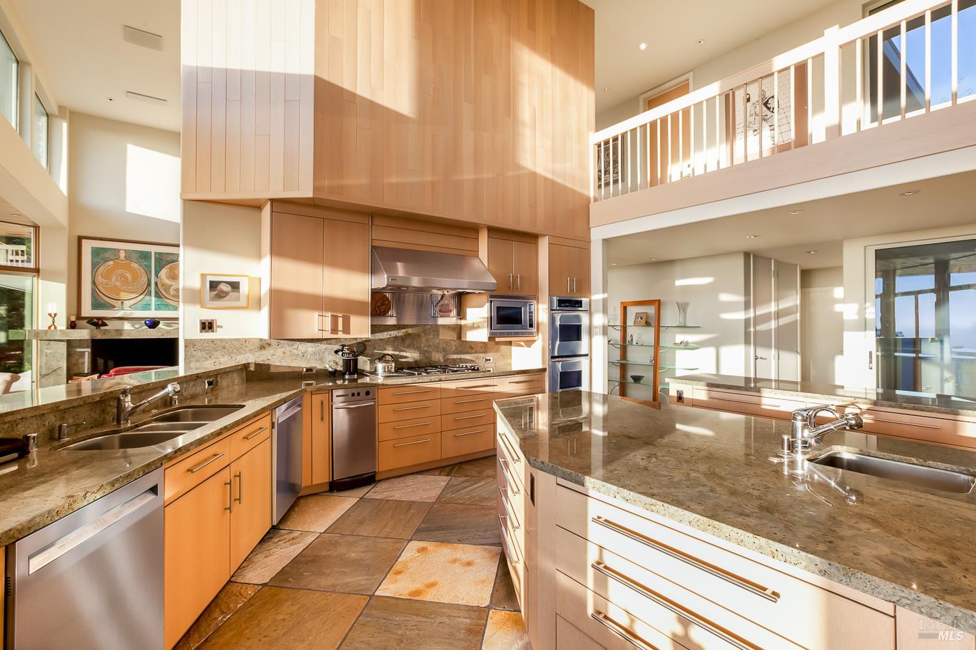 Detail Gallery Image 19 of 49 For 43850 Buckhorn Cove Rd, Little River_1,  CA 95456 - 3 Beds | 4/1 Baths