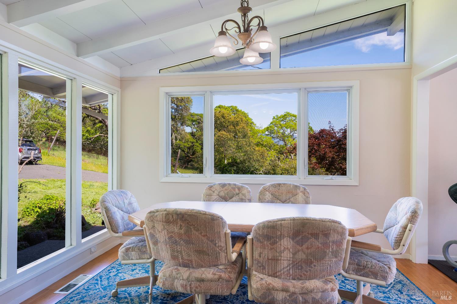 Detail Gallery Image 11 of 23 For 5254 Enterprise Rd, Glen Ellen,  CA 95442 - 2 Beds | 1 Baths