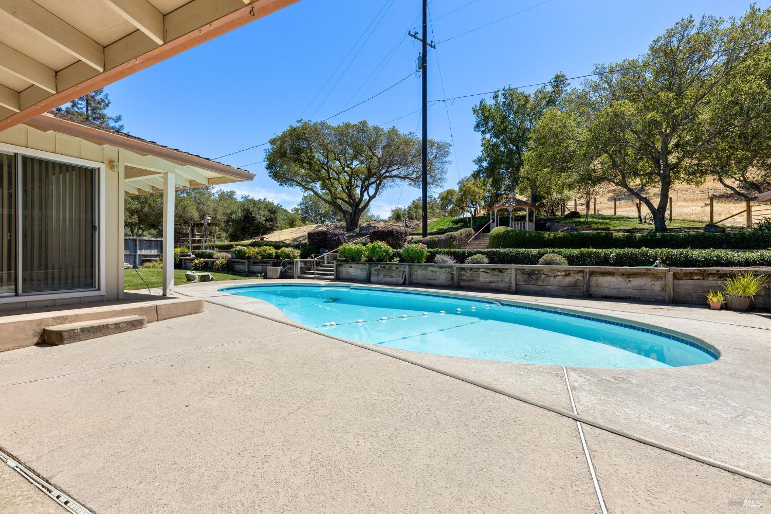 Detail Gallery Image 46 of 64 For 1850 Cravea Ln, Fairfield,  CA 94534 - 5 Beds | 2/1 Baths