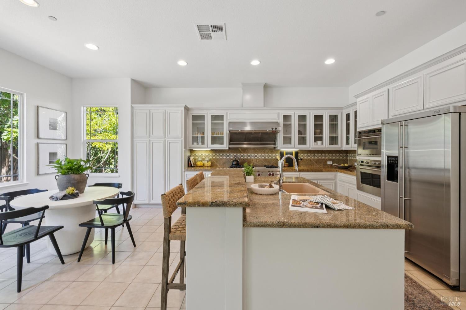 Detail Gallery Image 21 of 49 For 221 Spindle Ct, San Rafael,  CA 94903 - 4 Beds | 4 Baths