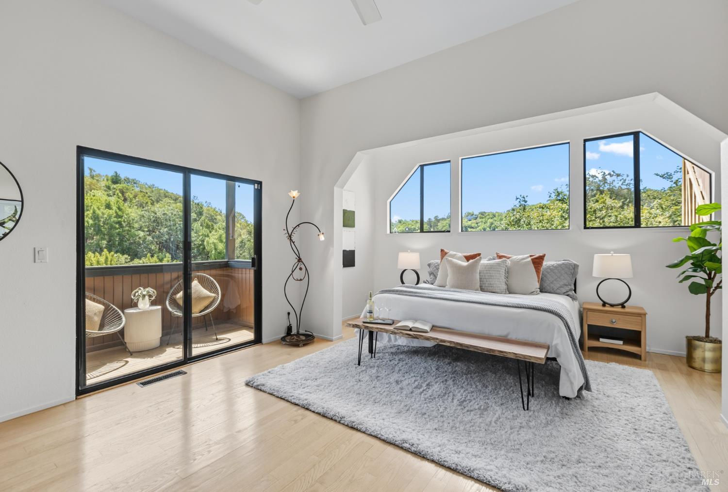 Detail Gallery Image 37 of 63 For 103 Holstein Rd, San Anselmo,  CA 94960 - 3 Beds | 2/1 Baths