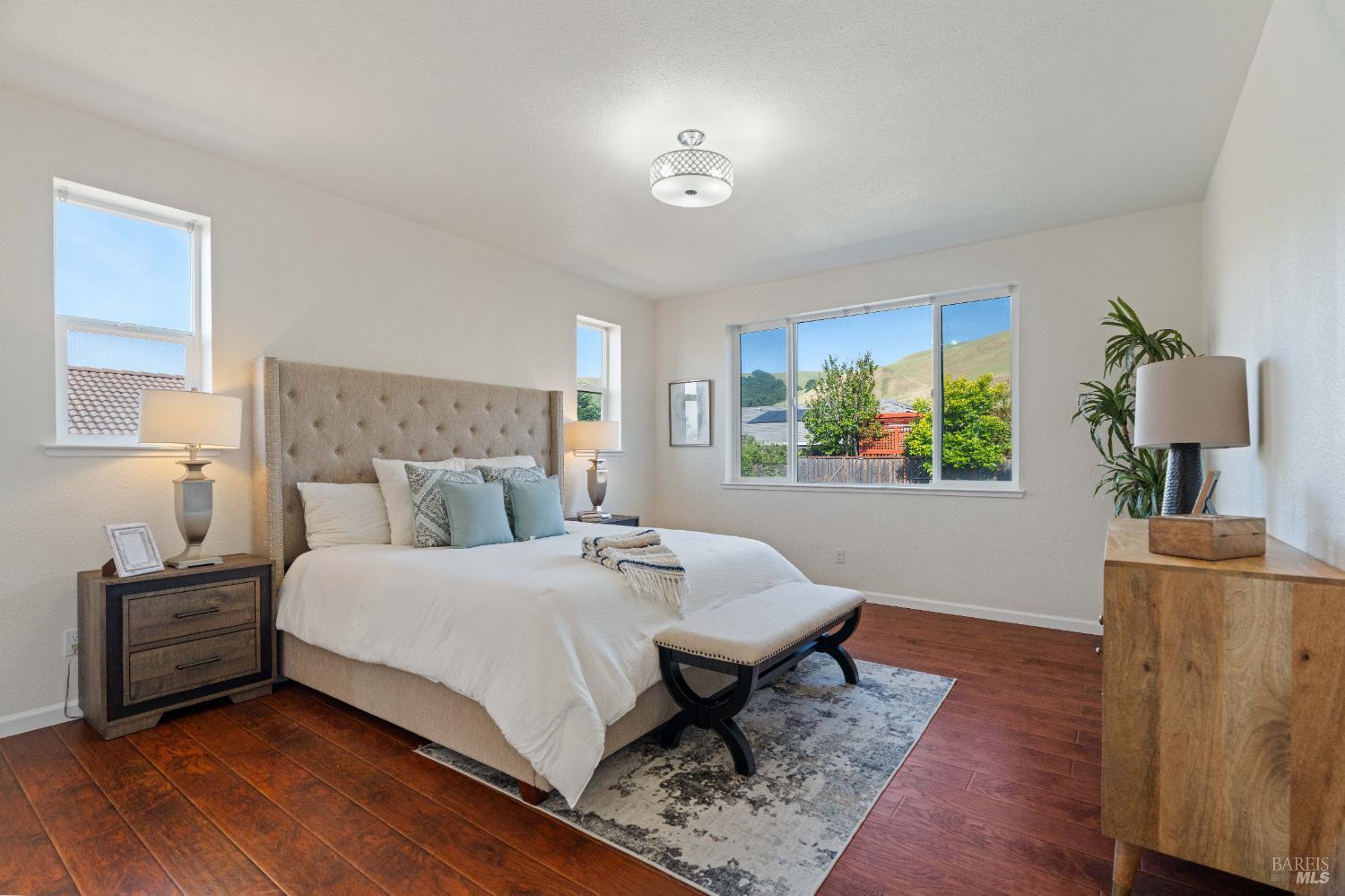 Detail Gallery Image 32 of 57 For 2326 Ray Venning Ct, Fairfield,  CA 94533 - 4 Beds | 3/1 Baths
