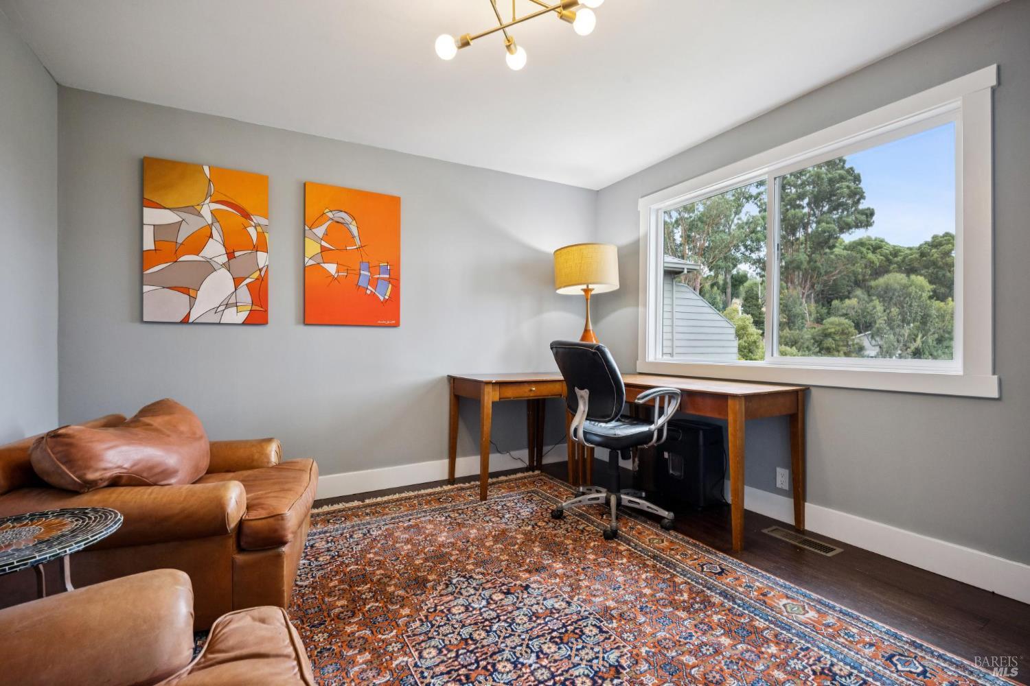 Detail Gallery Image 27 of 38 For 102 Marina Court Dr, San Rafael,  CA 94901 - 4 Beds | 3 Baths