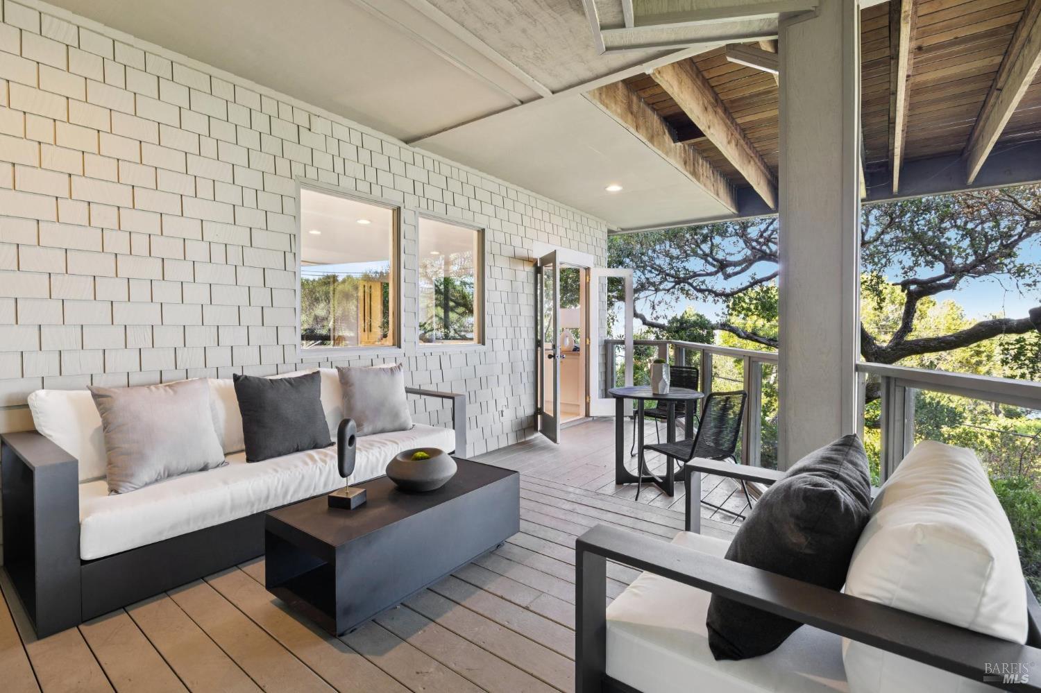 Detail Gallery Image 45 of 66 For 15 Prospect Ave, Sausalito,  CA 94965 - 3 Beds | 3/2 Baths