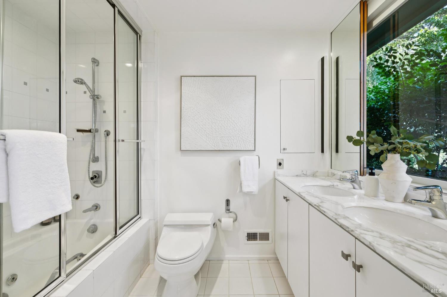 Detail Gallery Image 44 of 66 For 15 Prospect Ave, Sausalito,  CA 94965 - 3 Beds | 3/2 Baths