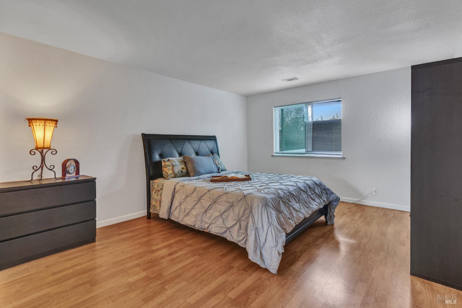 Detail Gallery Image 31 of 46 For 557 Willow Ct, Benicia,  CA 94510 - 2 Beds | 2/1 Baths