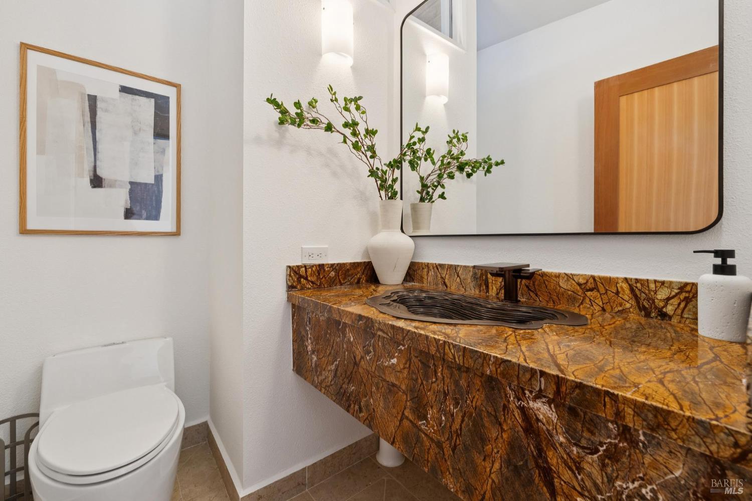 Detail Gallery Image 24 of 66 For 15 Prospect Ave, Sausalito,  CA 94965 - 3 Beds | 3/2 Baths