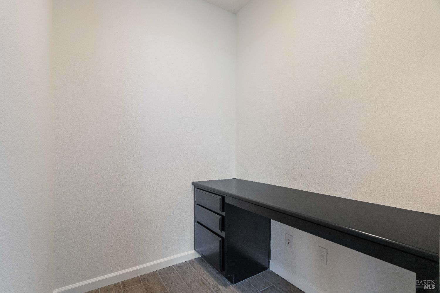 Detail Gallery Image 19 of 57 For 2326 Ray Venning Ct, Fairfield,  CA 94533 - 4 Beds | 3/1 Baths