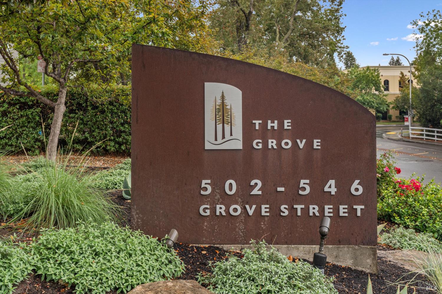 Detail Gallery Image 28 of 30 For 532 Grove St, Healdsburg,  CA 95448 - 2 Beds | 1/1 Baths