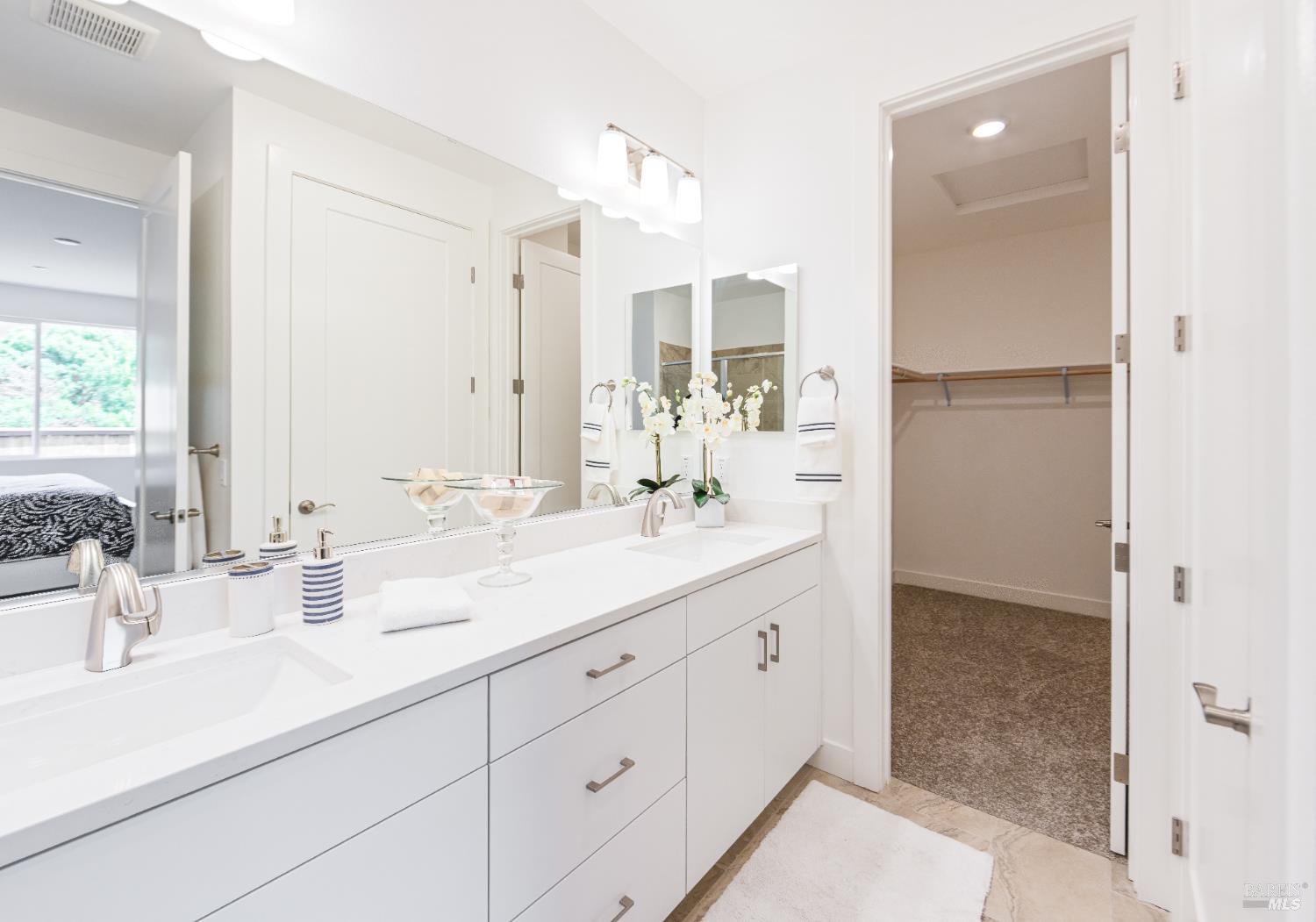 Detail Gallery Image 12 of 16 For 6601 Stone Bridge Rd, Santa Rosa,  CA 95409 - 3 Beds | 2 Baths