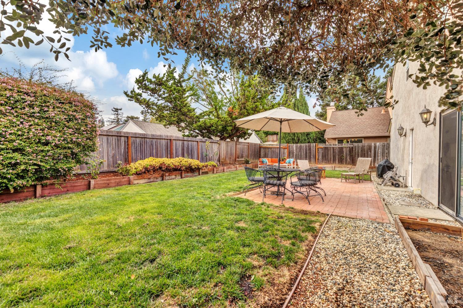 Detail Gallery Image 45 of 46 For 557 Willow Ct, Benicia,  CA 94510 - 2 Beds | 2/1 Baths