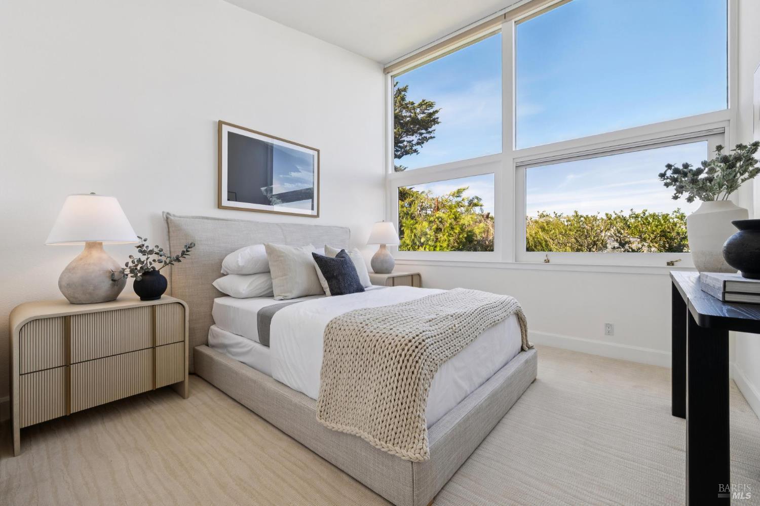 Detail Gallery Image 32 of 66 For 15 Prospect Ave, Sausalito,  CA 94965 - 3 Beds | 3/2 Baths