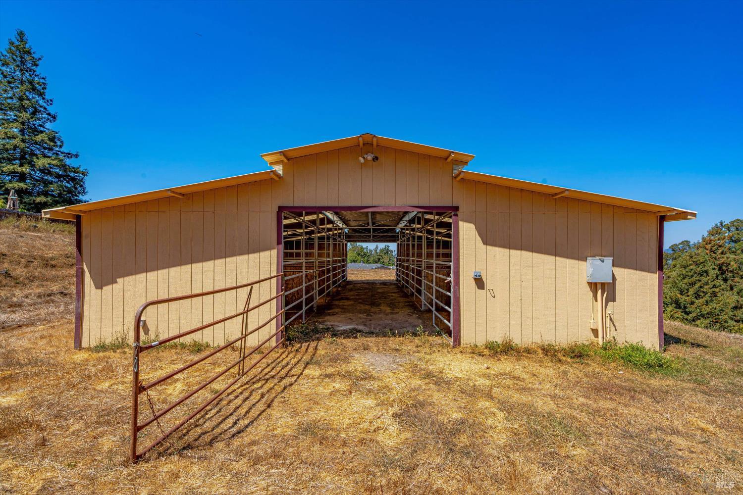 Detail Gallery Image 14 of 87 For 411 Highland Ave, Penngrove,  CA 94951 - – Beds | – Baths