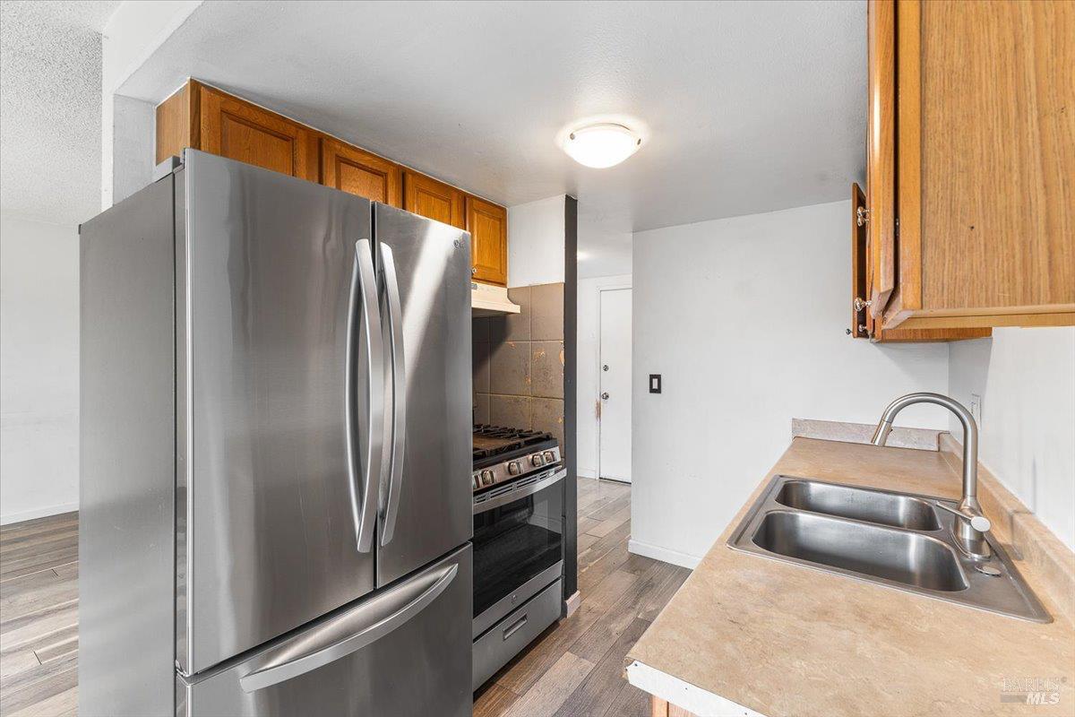Detail Gallery Image 11 of 32 For 729 Rockwell Pl, Santa Rosa,  CA 95401 - 2 Beds | 1/1 Baths