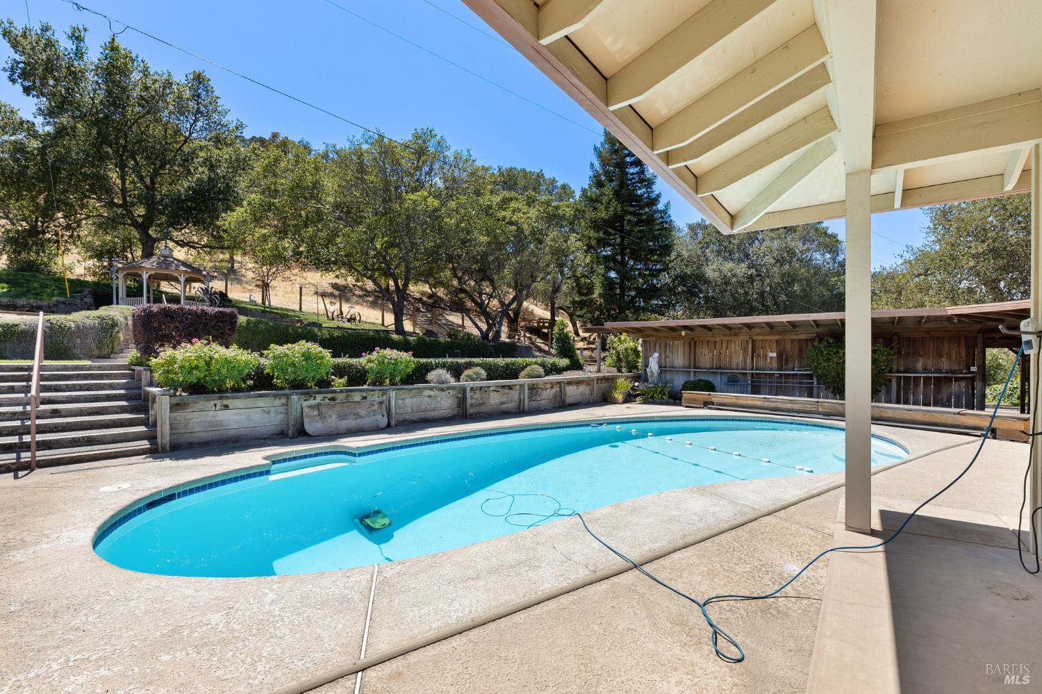 Detail Gallery Image 6 of 64 For 1850 Cravea Ln, Fairfield,  CA 94534 - 5 Beds | 2/1 Baths