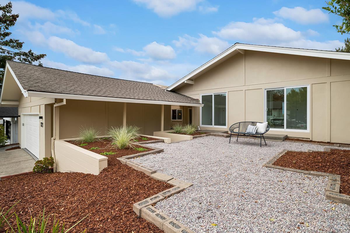 Detail Gallery Image 32 of 50 For 121 San Marino Dr, San Rafael,  CA 94901 - 3 Beds | 2 Baths