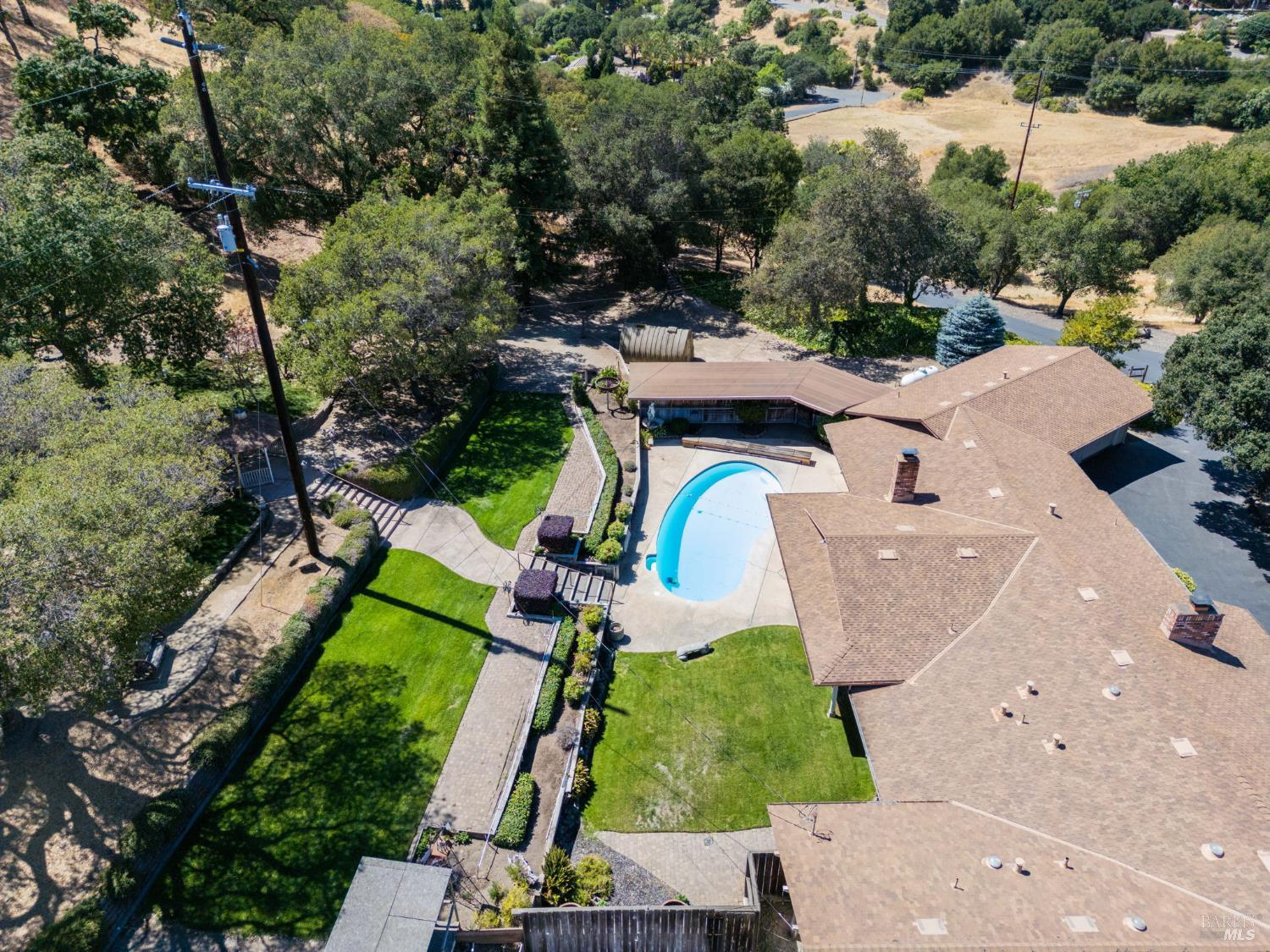 Detail Gallery Image 56 of 64 For 1850 Cravea Ln, Fairfield,  CA 94534 - 5 Beds | 2/1 Baths