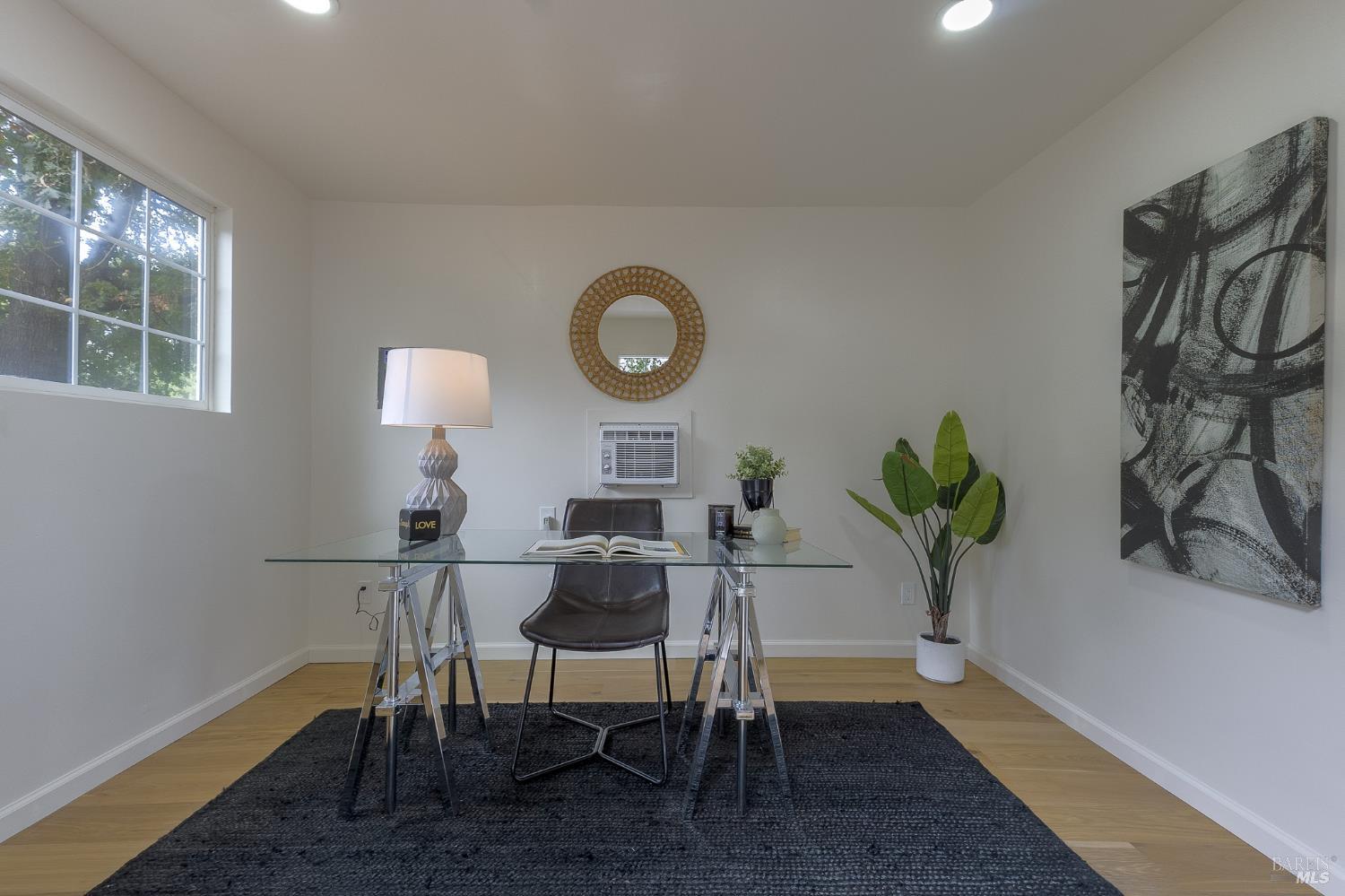 Detail Gallery Image 29 of 59 For 2711 Mark West Station Rd, Windsor,  CA 95492 - 4 Beds | 2 Baths